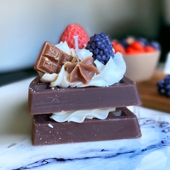 ⚠️SALE Candle / Handmade Chocolate Waffle W/ Cream & Berries Candle SEND OFFERS - Picture 5 of 5